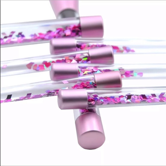 Glitter filled makeup brush set - Picture 5 of 6